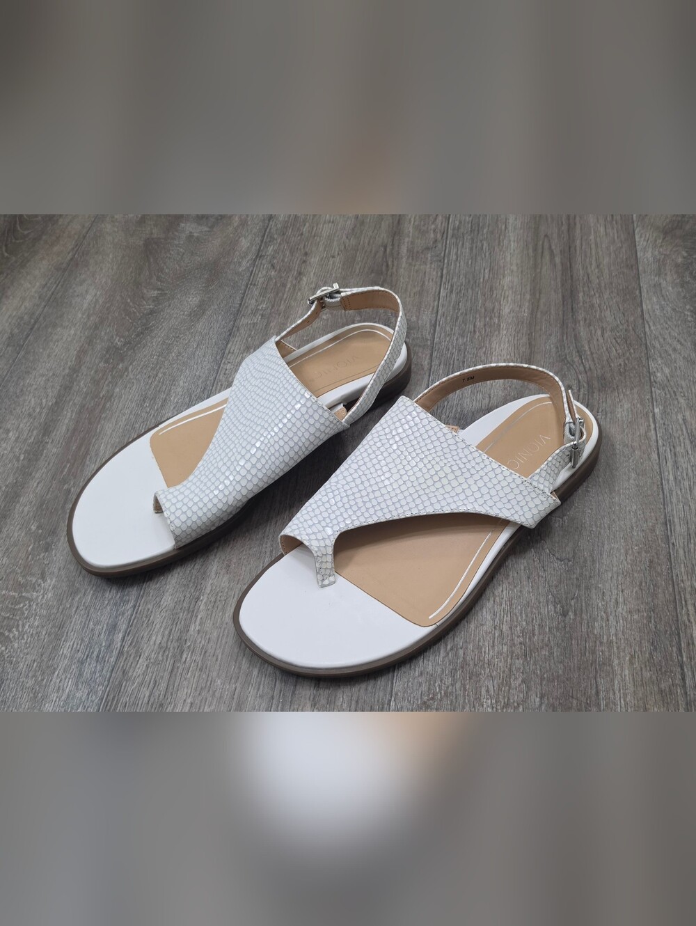 Vionic Citrine Ella Lizard White Sandals-Size 7.5